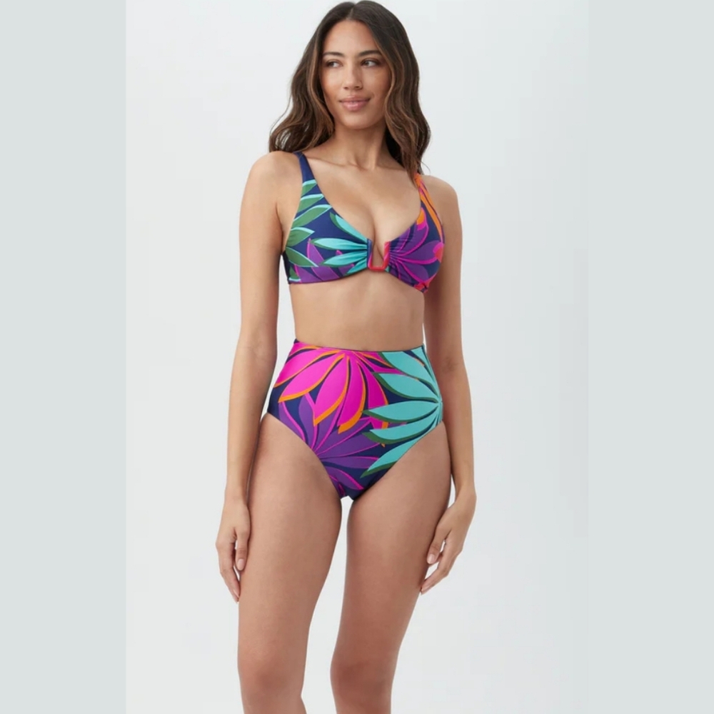 NWOT Trina Turk Wailea U Wire Bra High Waist Swimsuit 4